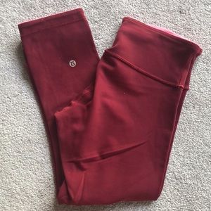 Lululemon reversible pink/maroon crop leggings